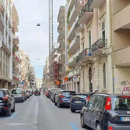 Art House - Centro Appartement Bari